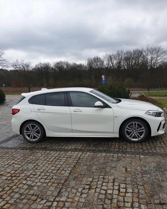 BMW Seria 1 cena 119999 przebieg: 55000, rok produkcji 2021 z Kraków małe 79